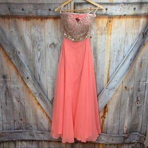 NWOT TONY BOWLS Jeweled Encrusted Maxi Dress